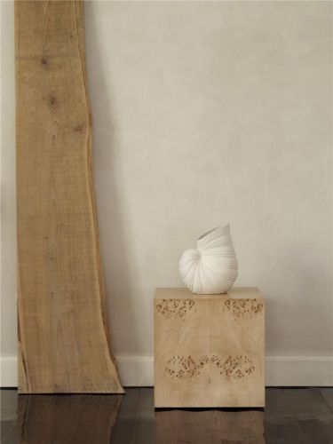 Ferm Living Burl Cube Beistelltisch H: 40 cm - Natur