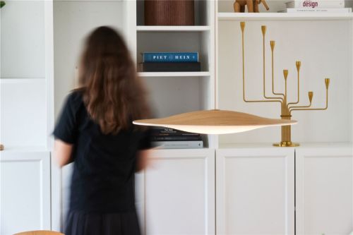 Piet Hein Sinus-Wood 550 Pendelleuchte Eiche-Opalglas LED 10,5W Ø: 55 cm - Cremeweißes Textilkabel