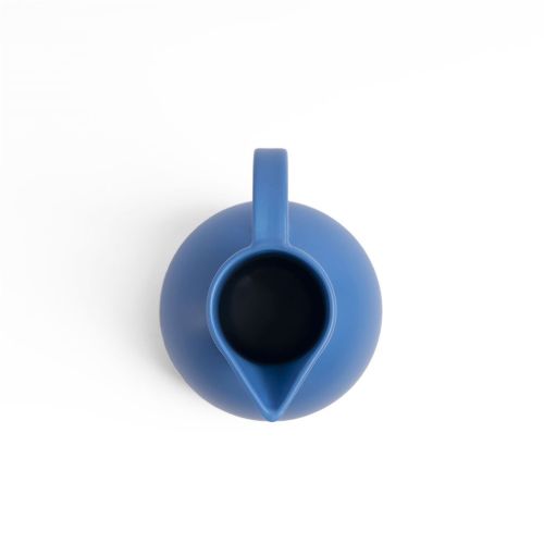 raawii Strøm Mittlere Kerze H: 24 cm – Electric Blue