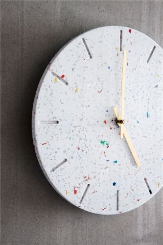 Hemverk RECY Wanduhr Ø: 25 cm – Weiß/Gold