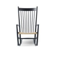 Bild von Fredericia Furniture 16000 J16 Wegner Schaukelstuhl SH: 42 cm – Schwarz lackierte Eiche/Schwarzes Korbgeflecht