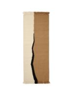 Bild von Ferm Living Soil Kelim Teppich 70x180 cm - Dunkler Sand/Off-White