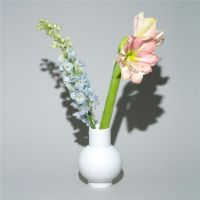 Bild von raawii Strøm XL Vase H: 33 cm – Vaporous Grey