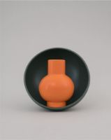 Bild von raawii Strøm Kleine Vase H: 16 cm – Leuchtendes Orange