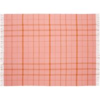 Bild von Silkeborg Uldspinderi Warp and Weft Love Plaid 130x190 cm - Koralle/Bernstein