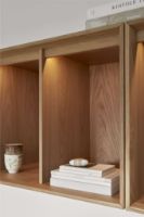 Bild von Vipp 675 Chimney Hero 5 Schrank L: 148,5 cm - Helle Eiche/Marmor