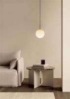Bild von Audo Copenhagen TR Bulb Pendelleuchte Ø: 20cm - Matte Glühbirne/Poliertes Messing