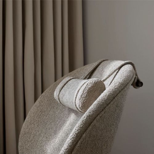 Vipp 468 Lodge Nackenstütze für Lodge Lounge Chair L: 40,5 cm - 03 Hellgrau