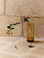 Bild von Ferm Living Muro Vase H: 30 cm - Recycelter Bernstein