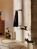 Bild von Ferm Living Lager Low Rack B: 77 cm - Kaschmir
