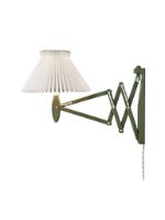 Bild von Le Klint 224 Limited Edition Sax Green Classic Wandleuchte H: 31 cm - Papierschirm/Grüne Eiche