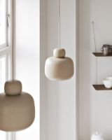 Bild von Woud Stone Anhänger groß Ø: 24 cm – Beige 