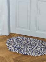 Bild von HAY Coco Fußmatte Swirl 40x80 cm - Blau/Off-White