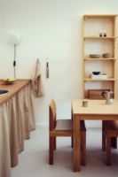 Bild von Form & Refine Sonder Stuhl mit Polsterung H: 79 cm - Naturgeölte Eiche/Hallingdal