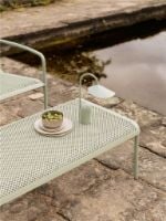 Bild von Ferm Living Dapple Niedriger Tisch 114x57 cm - Teegrün