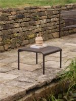 Bild von Ferm Living Dapple Niedriger Tisch 57x57 cm - Dunkle Schokolade