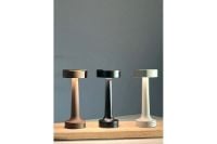 Bild von ANTIDARK Buddy T1 Tischleuchte H: 21,5 cm - Kaffee VORBESTELLUNG: MÄRZ 2025