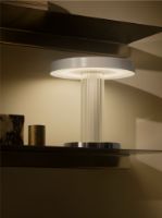 Bild von Design For The People Trezzi Tragbare Tischlampe H: 21,9 cm - Weiß
