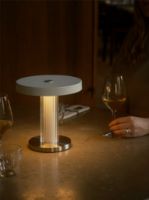 Bild von Design For The People Trezzi Tragbare Tischlampe H: 21,9 cm - Weiß