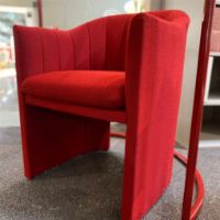 Bild von &Tradition Loafer SC24 Stuhl H: 79 cm - Vidar Rot AUSSTELLUNGSMODELL
