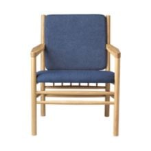 Bild von FDB Møbler J147 Lænestol Erik Ole Jørgensen H: 79,5 cm - Eg/Dark Blue