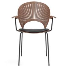 Bild von Fredericia Furniture 3397 Trinidad Sessel, Sitz gepolstert, H: 85 cm, Nussbaum lackiert/Schwarzes Leder