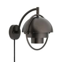 Bild von GUBI Multi-Lite Wandleuchte Ø: 15 cm - Schwarzmessing/Schwarz
