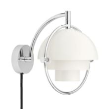 Bild von GUBI Multi-Lite Wandleuchte Ø: 15 cm - Chrom/Weiß Seidenmatt