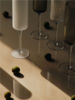 Bild von Ferm Living Ripple Champagnerglas 15 cl 2er-Set - Milchglas