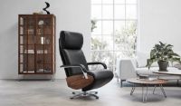 Bild von BERG Furniture Coda Sessel mit Fernbedienung SH: 49 cm - Rustikales schwarzes Leder/Walnuss