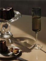 Bild von Ferm Living Ripple Champagnerglas 15 cl 2er-Set - Rauchglas