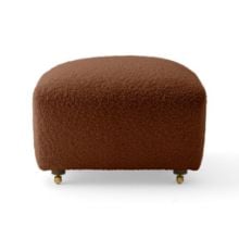 Bild von Audo Copenhagen The Tired Man Fußhocker H: 36 cm - Dunkel gebeizte Eiche/Baena 95