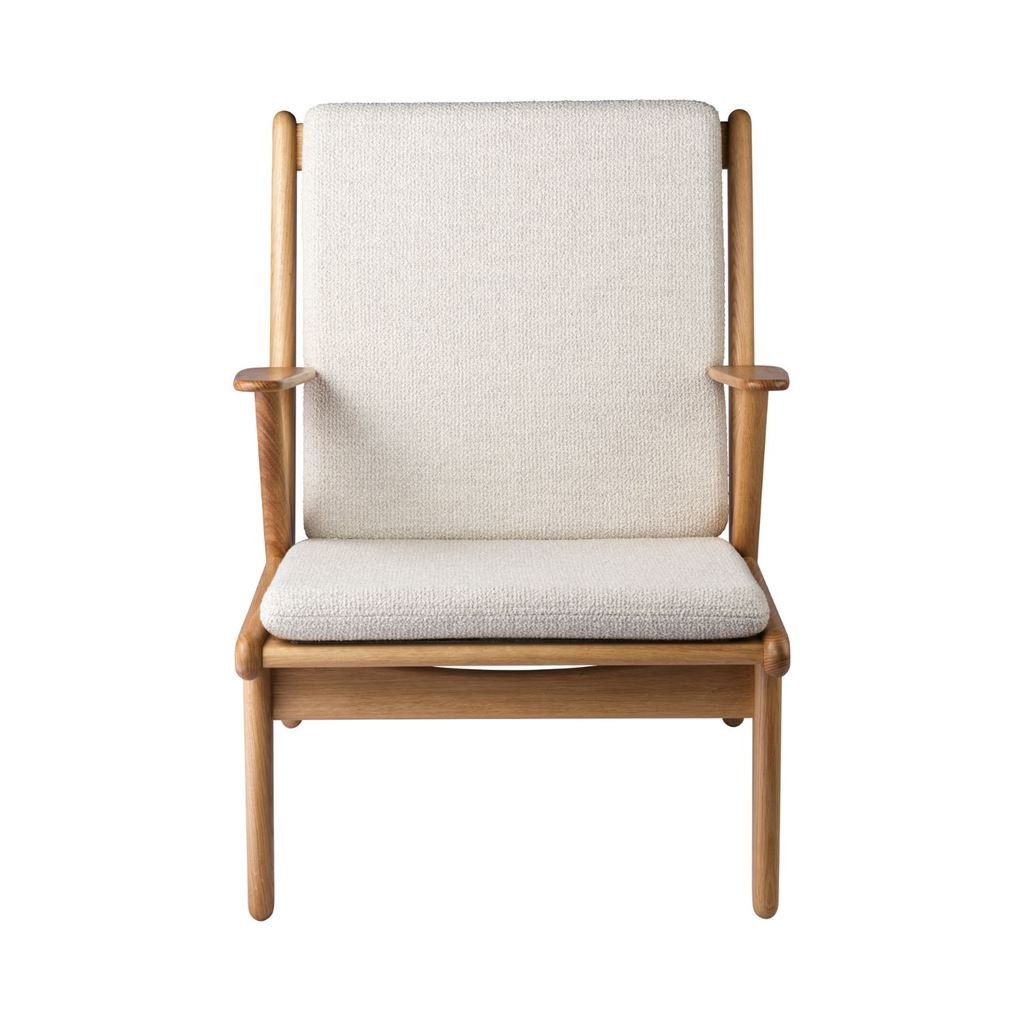 Bild von FDB Furniture J53 Sessel H:77,6 cm - Geölte Eiche/00 Monza Beige