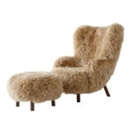 Bild von &Tradition Petra VB3 Loungesessel & Pouf - Geöltes Walnussholz/Schaffell Honig 08