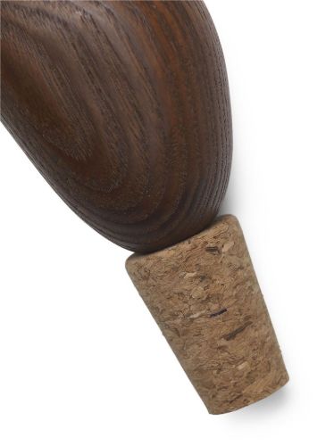 Ferm Living Cairn Weinverschlüsse 2er-Set H: 9,6 cm - Dunkelbraun/Esche