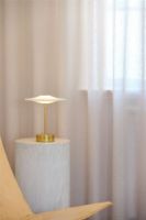 Bild von Piet Hein Sinus 22 Tragbare Tischleuchte H: 25 cm - Aluminium/Messing