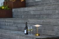 Bild von Piet Hein Sinus 22 Tragbare Tischleuchte H: 25 cm - Aluminium/Messing