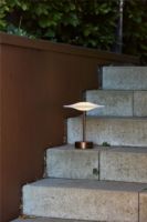 Bild von Piet Hein Sinus 22 Tragbare Tischleuchte H: 25 cm - Aluminium/Antikbronze