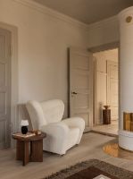 Bild von Audo Copenhagen The Tired Man Loungesessel H: 88 cm - Dunkel gebeizte Eiche/Baena 14