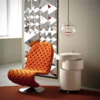 Bild von Verpan Verner Panton Globus Ø: 28 cm – Chrom/Rot/Blau