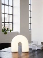 Bild von Ferm Living Vuelta Lampe H: 21,5 cm - Weiß