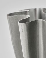 Bild von House Doctor Flood Vase H: 13 cm - Eisen/Silber