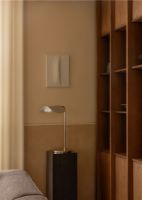 Bild von Audo Copenhagen Wing Tischleuchte, Höhe: 56 cm – Aluminium