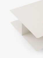 Bild von &Tradition Develius Couchtisch EV3 89x89 cm - Stahl/Elfenbein