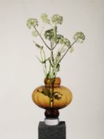 Bild von Louise Roe Ballonvase #03 H: 40 cm – Bernstein