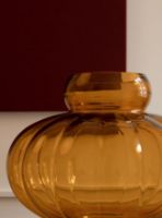 Bild von Louise Roe Ballonvase #03 H: 40 cm – Bernstein