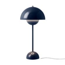 Bild von &Tradition Blumentopf VP3 Bordlampe H: 50 cm - Stahlblau