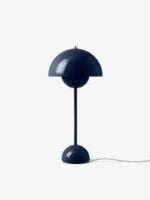 Bild von &Tradition Blumentopf VP3 Bordlampe H: 50 cm - Stahlblau