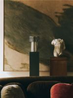 Bild von Louise Roe Brunnenvase Nr. 03 H: 30 cm - Polierter Edelstahl