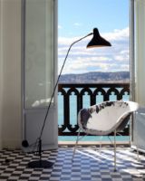 Bild von DCW Editions Mantis BS1 B Schottlander Standfuß Rund H: 160 cm - Schwarz